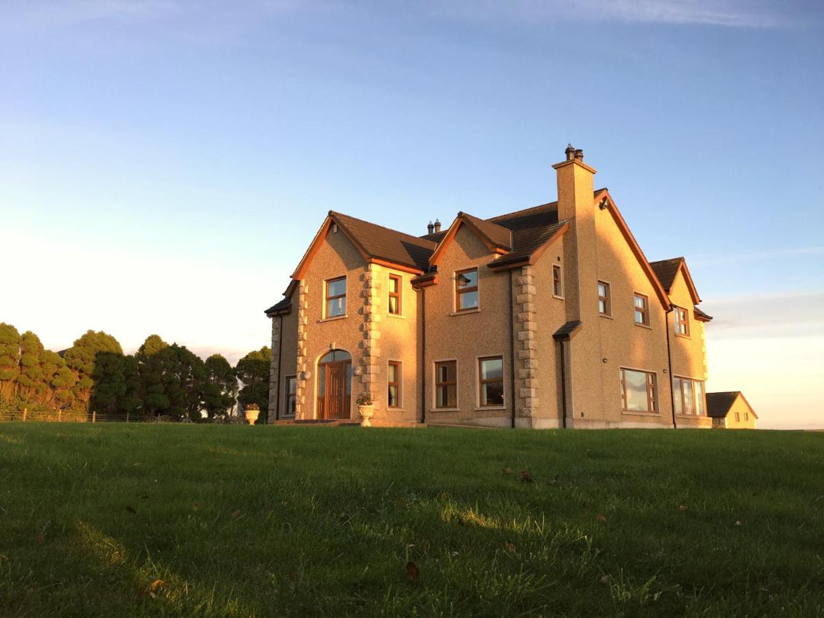 Mourne Country House Bed And Breakfast Kilkeel Dış mekan fotoğraf