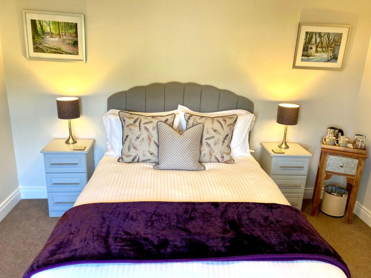Mourne Country House Bed And Breakfast Kilkeel Oda fotoğraf