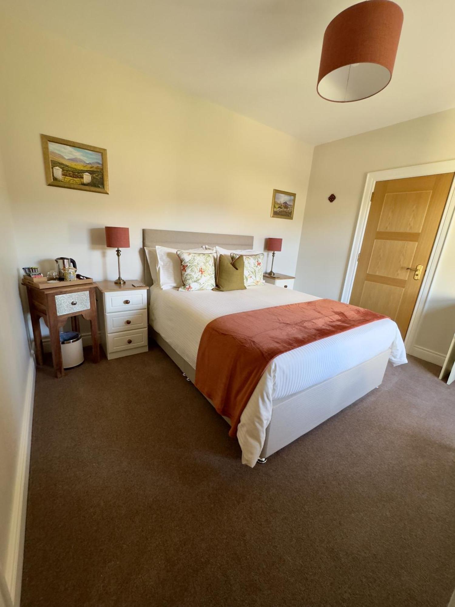 Mourne Country House Bed And Breakfast Kilkeel Oda fotoğraf
